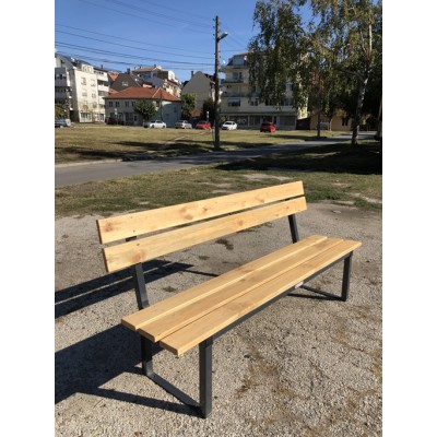 Bancă de parc cu spătar – monolit